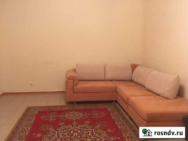 2-комнатная квартира, 48 м², 1/1 эт. в аренду на длительный срок в Миллерово Миллерово - изображение 1