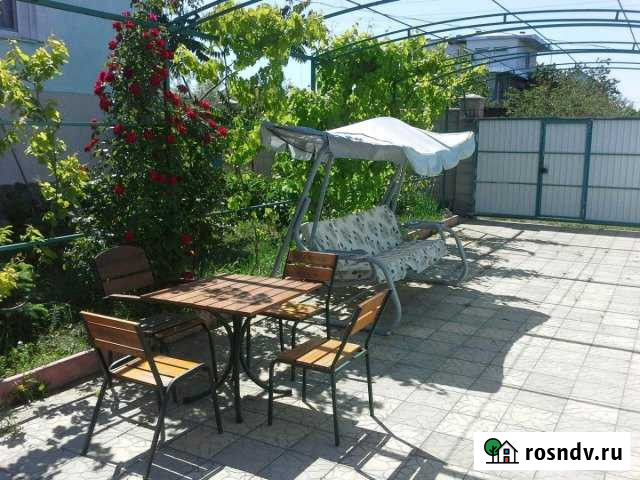 Дача 30 м² на участке 4 сот. в аренду посуточно в Севастополе Севастополь - изображение 1