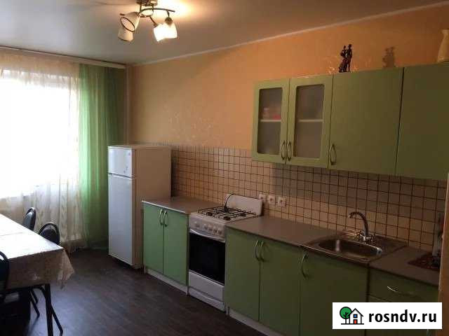 2-комнатная квартира, 65 м², 4/10 эт. в аренду на длительный срок в Энгельсе Энгельс - изображение 1