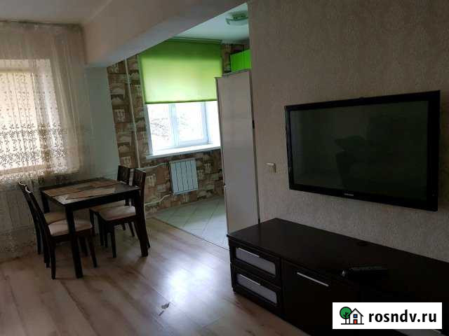 2-комнатная квартира, 45 м², 2/5 эт. в аренду на длительный срок в Железногорске Красноярского края Железногорск - изображение 1