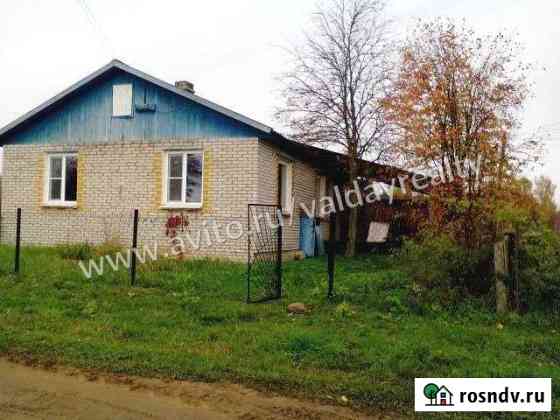 Дом 50 м² на участке 32 сот. на продажу в Демянске Демянск