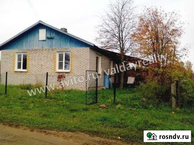 Дом 50 м² на участке 32 сот. на продажу в Демянске Демянск - изображение 1