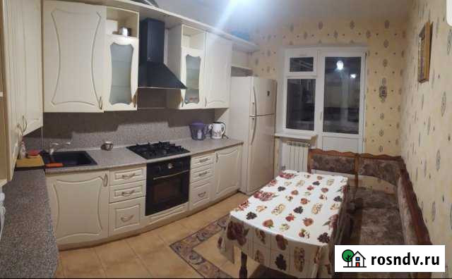 3-комнатная квартира, 65 м², 2/5 эт. в аренду на длительный срок в Геленджике Геленджик - изображение 1