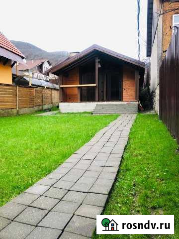 Дом 50 м² на участке 4 сот. в аренду на длительный срок в Красной Поляне Краснодарского края Красная Поляна - изображение 1