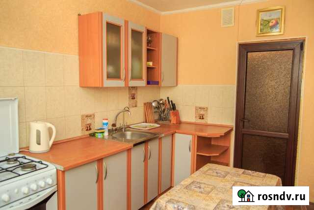 4-комнатная квартира, 90 м², 2/9 эт. в аренду на длительный срок в Севастополе Севастополь - изображение 1