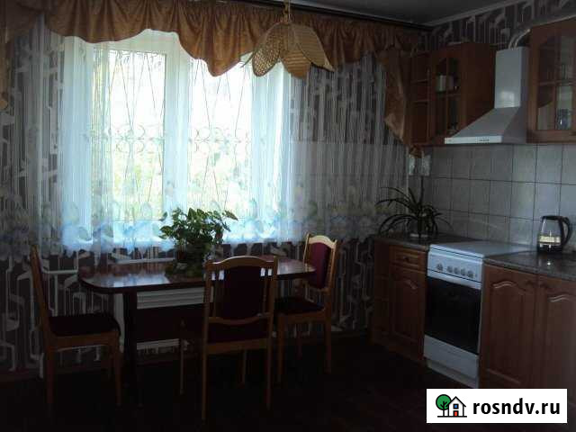3-комнатная квартира, 72 м², 3/5 эт. в аренду на длительный срок в Энгельсе Энгельс - изображение 1