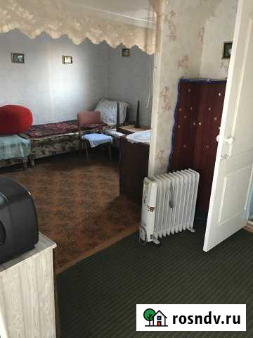 1-комнатная квартира, 30 м², 2/2 эт. в аренду на длительный срок в Евпатории Евпатория - изображение 1