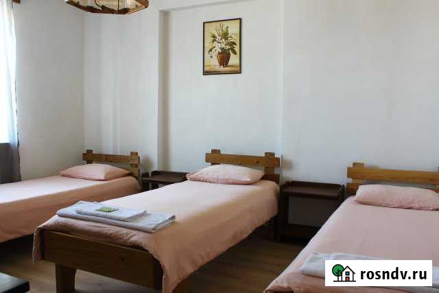 Комната 14 кв.м. в > 9-к, 1/3 эт. Калининград - изображение 1