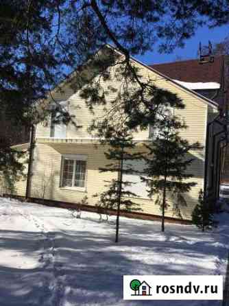 Дом 190 м² на участке 80 сот. в аренду посуточно в Зеленоградске Зеленоградск