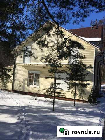 Дом 190 м² на участке 80 сот. в аренду посуточно в Зеленоградске Зеленоградск - изображение 1