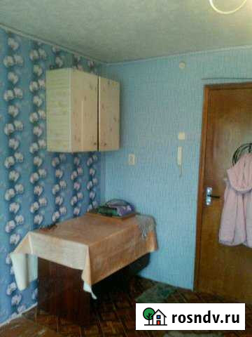 Комната 14 м² в 1-ком. кв., 3/5 эт. в аренду на длительный срок в Волжском Волгоградской области Волжский - изображение 1