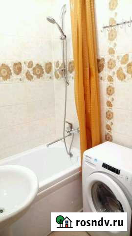 2-комнатная квартира, 42 м², 1/5 эт. в аренду посуточно в Ржеве Ржев - изображение 1