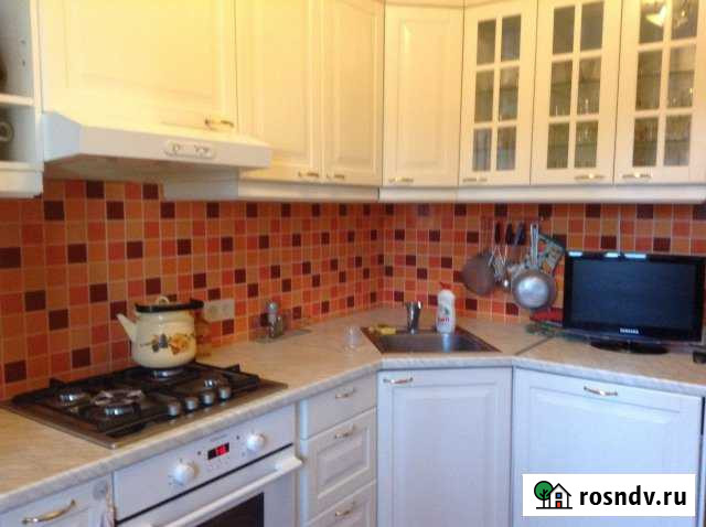 3-комнатная квартира, 66 м², 2/5 эт. в аренду на длительный срок в Лобне Лобня - изображение 1