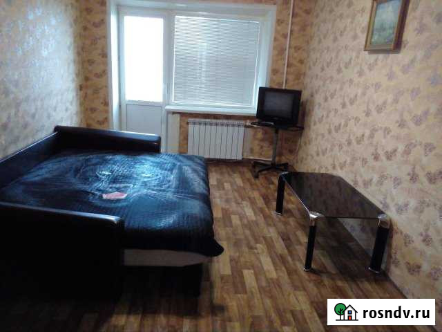 1-комнатная квартира, 42 м², 2/5 эт. в аренду посуточно в Новомосковске Новомосковск - изображение 1