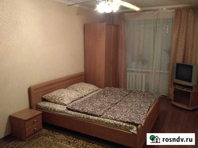 1-комнатная квартира, 32 м², 2/5 эт. в аренду посуточно в Лысьве Лысьва - изображение 1