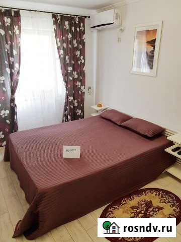 Дом 20 м² на участке 2 сот. в аренду посуточно в Дивноморском Дивноморское - изображение 1