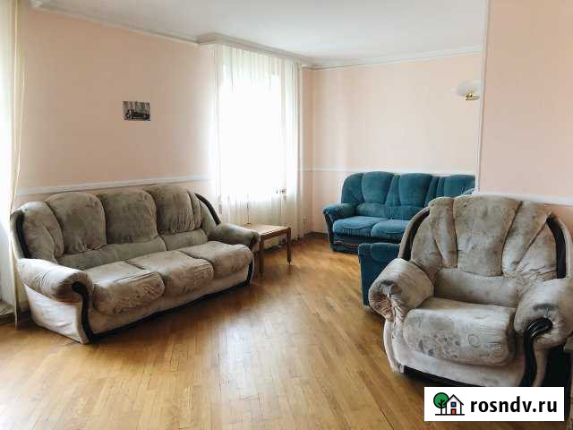 2-комнатная квартира, 70 м², 5/10 эт. в аренду на длительный срок в Майском Белгородской области Майский - изображение 1