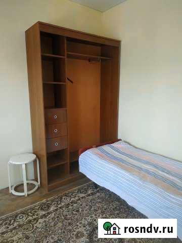 Комната 50 м² в 3-ком. кв., 2/2 эт. в аренду посуточно в Махачкале Махачкала - изображение 1