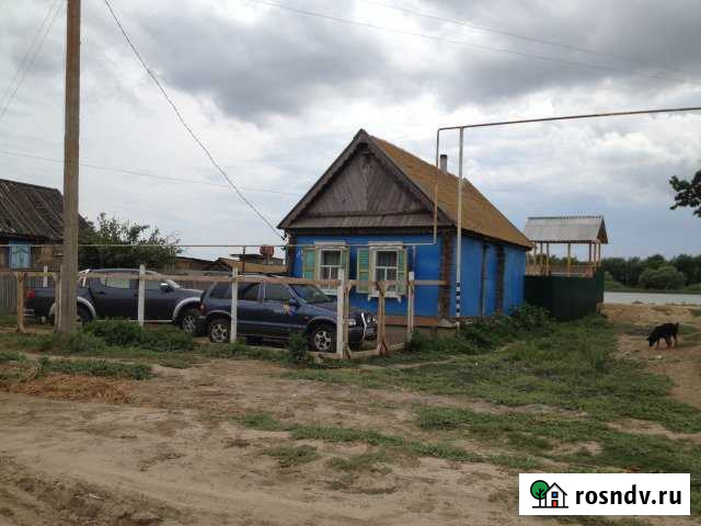 Дом 42 м² на участке 4 сот. в аренду посуточно в Астрахани Астрахань - изображение 1