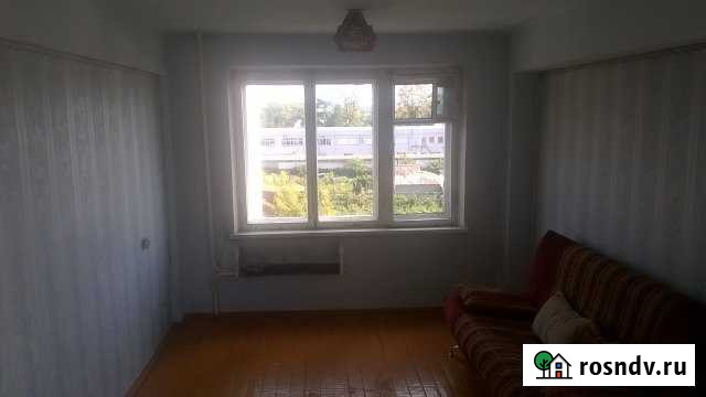 Комната 24 м² в 5-ком. кв., 4/5 эт. на продажу в Минусинске Минусинск - изображение 1