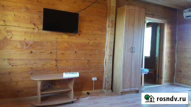 Коттедж 100 м² на участке 12 сот. в аренду посуточно в Севастополе Севастополь - изображение 1