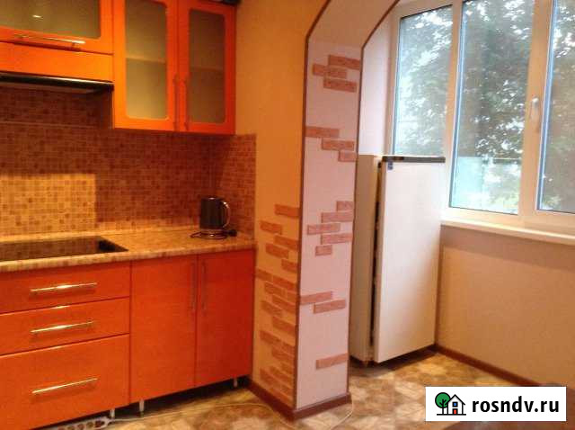 1-комнатная квартира, 40 м², 1/5 эт. в аренду на длительный срок в Киришах Кириши - изображение 1