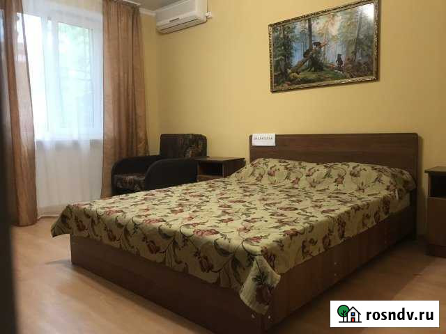 Дом 90 м² на участке 5 сот. в аренду посуточно в Кабардинке Кабардинка - изображение 1