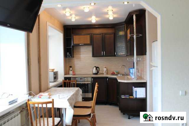 2-комнатная квартира, 50 м², 3/5 эт. в аренду посуточно в Братске Братск - изображение 1