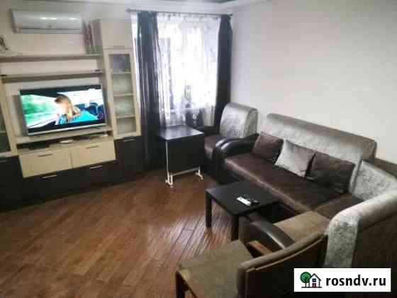 2-комнатная квартира, 50 м², 1/5 эт. в аренду посуточно в Шахтах Шахты