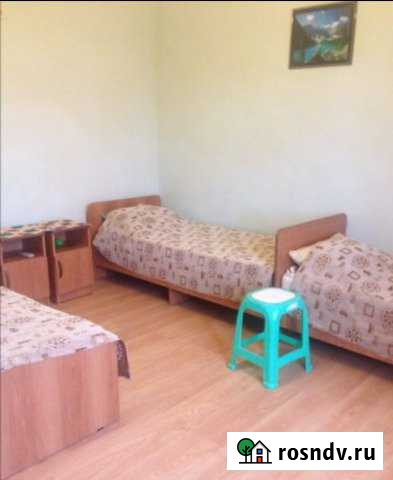 Комната 18 м² в 8-ком. кв., 2/3 эт. в аренду на длительный срок в Витязево Витязево - изображение 1