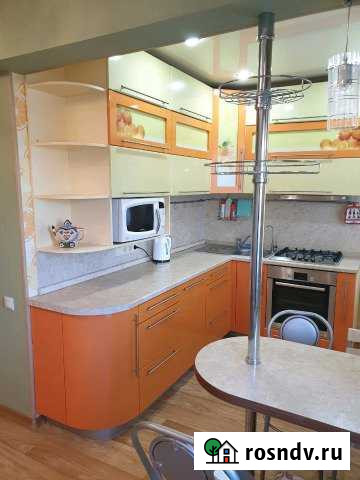 3-комнатная квартира, 65 м², 2/5 эт. в аренду посуточно в Каменске-Уральском Каменск-Уральский - изображение 1