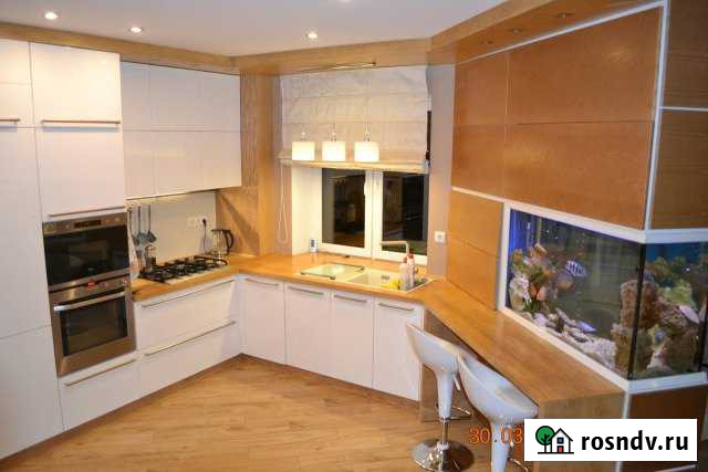 3-комнатная квартира, 100 м², 3/8 эт. в аренду посуточно в Зеленоградске Зеленоградск - изображение 1