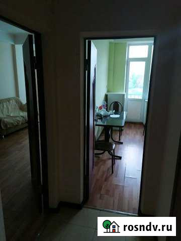 1-комнатная квартира, 46 м², 2/9 эт. в аренду посуточно в Каспийске Каспийск - изображение 1