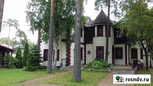 Дом 432 м² на участке 14 сот. в аренду на длительный срок в Санкт-Петербурге Санкт-Петербург - изображение 1