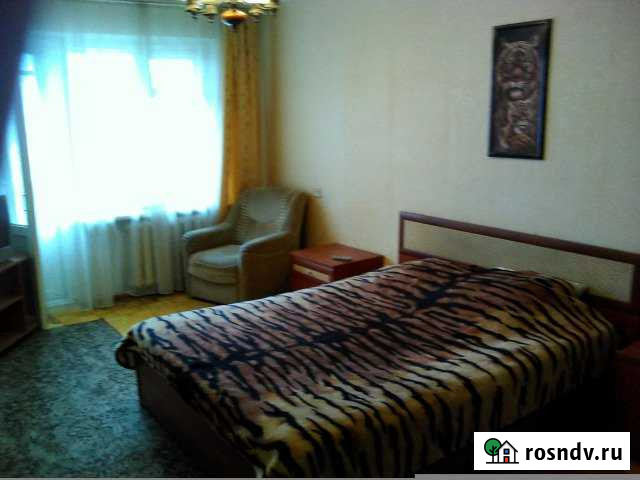 1-комнатная квартира, 31 м², 3/5 эт. в аренду посуточно в Воткинске Воткинск - изображение 1