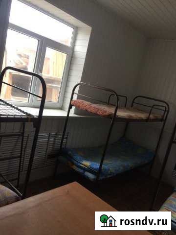 Комната 20 м² в 9-ком. кв., 1/1 эт. в аренду посуточно в Тамани Тамань - изображение 1