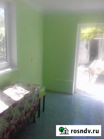 Комната 15 м² в 1-ком. кв., 1/1 эт. в аренду посуточно в Новомихайловском кп Новомихайловский кп - изображение 1