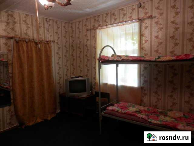 Дом 50 м² на участке 12 сот. в аренду посуточно в Красноармейске Саратовской области Красноармейск - изображение 1