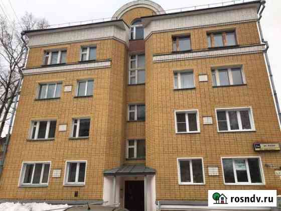 4-комнатная квартира, 99 м², 1/4 эт. на продажу в Кирове Киров