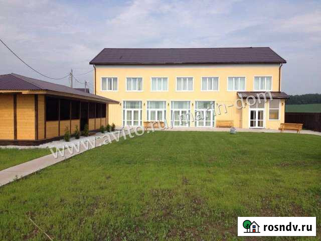 Коттедж 250 м² на участке 50 сот. в аренду посуточно в Арамиле Арамиль - изображение 1