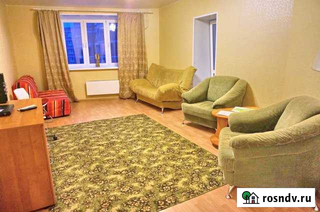 2-комнатная квартира, 65 м², 3/9 эт. в аренду посуточно в Новоуральске Новоуральск - изображение 1