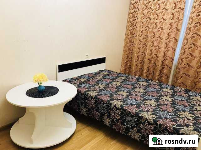 3-комнатная квартира, 81 м², 1/10 эт. в аренду посуточно в Ижевске Ижевск - изображение 1