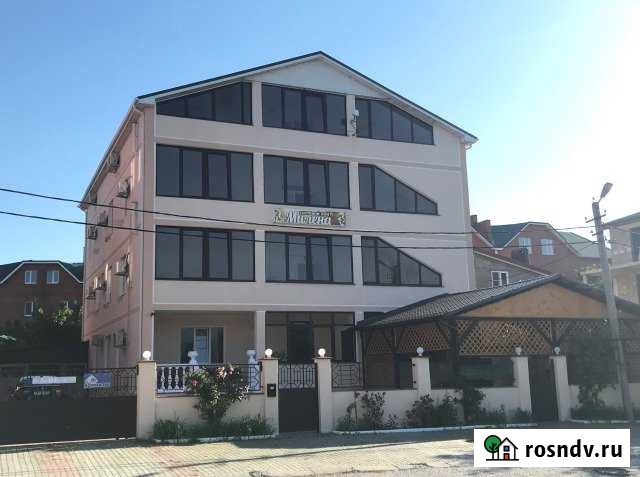 Коттедж 1000 м² на участке 6 сот. на продажу в Геленджике Геленджик - изображение 1