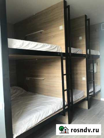 Комната 40 м² в 1-ком. кв., 2/12 эт. в аренду посуточно в Новоивановском Новоивановское - изображение 1