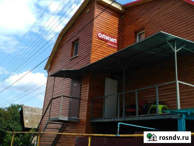 Коттедж 225 м² на участке 2 сот. в аренду посуточно в Новокуйбышевске Новокуйбышевск - изображение 1