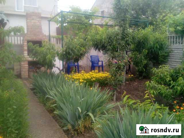 Дача 60 м² на участке 3 сот. в аренду посуточно в Севастополе Севастополь - изображение 1