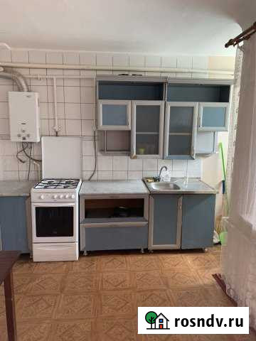 3-комнатная квартира, 50 м², 1/1 эт. в аренду на длительный срок в Новочеркасске Новочеркасск - изображение 1