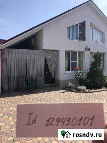 Коттедж 50 м² на участке 1 сот. в аренду посуточно в Евпатории Евпатория - изображение 1