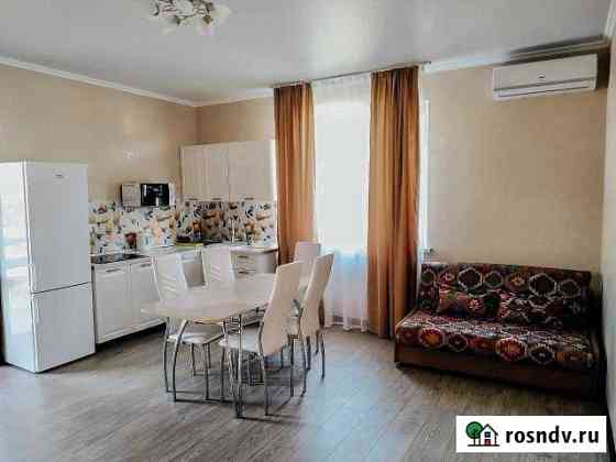 Дом 100 м² на участке 5 сот. в аренду посуточно в Дивноморском Дивноморское