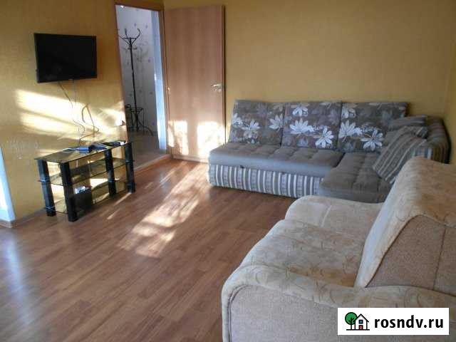 2-комнатная квартира, 46 м², 3/5 эт. в аренду посуточно в Сызрани Сызрань - изображение 1